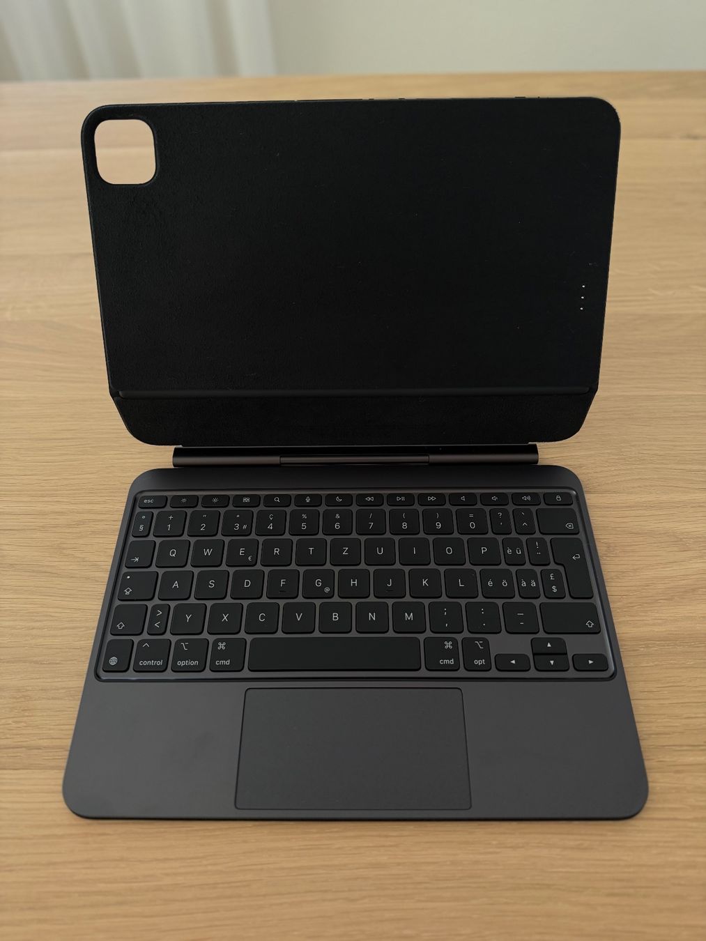 Apple Tastaturen: Apple iPad Pro Magic Keyboard 11Zoll // M4 und M5 – Neu (gemäss Beschreibung) aus Schneisingen von minokos 2